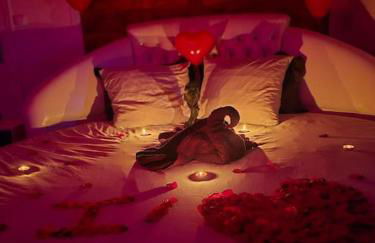 Logement Romantique Jacuzzi spa - Foto 16