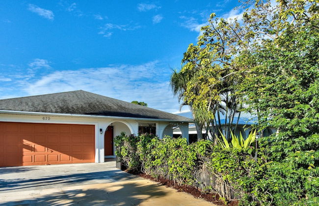 Milano Vacation Rental: Newly Renovated 3-BR Home with Private Pool, Hot Tub, and Pet-Friendly Front Yard. Minutes from Vanderbilt Beach - Foto 19