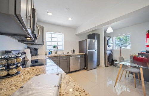 Dior Lake Front Villa With Infinity Pool - Foto 14