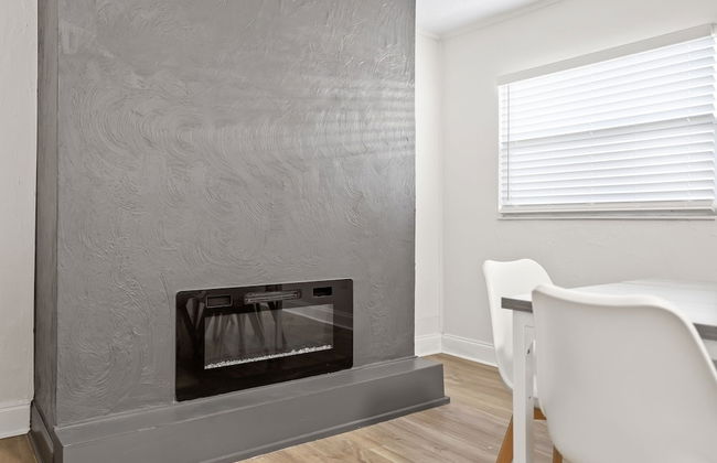 Sunny Palmetto Oasis: 4br Home With Private Pool 4 Bedroom Home by RedAwning - Foto 46