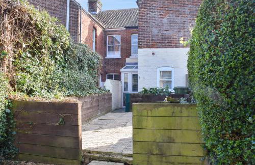 Fuchsia Cottage - Photo 12