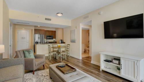 1 BR King- Rooftop Pool close to beach Casa Costa - Foto 4