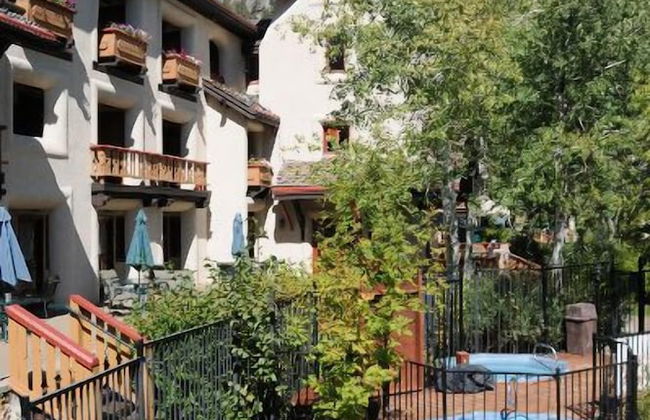 GetAways at Olympic Village Inn - Photo 20