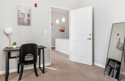 Landing Chic 1BD Pool Gym - Foto 6