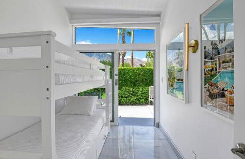 Palm Springs Luxury Home With Pool and Next to Downtown & Airport - Photo 7