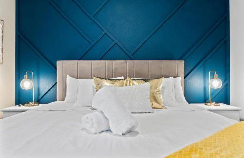 Cowboy Pool - Large Patio - King Bed - Firepit Table - Pet Friendly - Photo 20