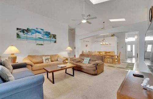 5BR 4BA Near Disney, Pool, Sauna, Pets Allowed - Foto 9