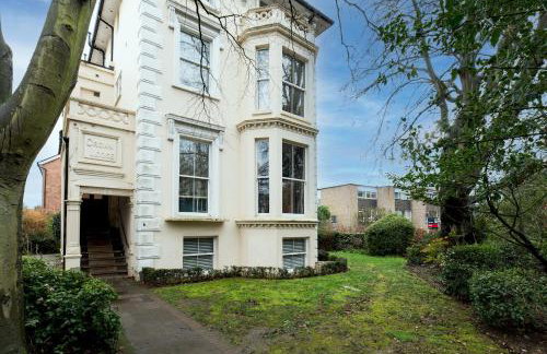 Stunning 1 BR Surbiton with views, near station - Pass the Keys - Foto 46