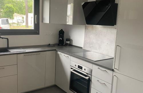 MAISON moderne avec piscine chauffée - Foto 9