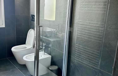 De Mio's Apartment - Photo 16