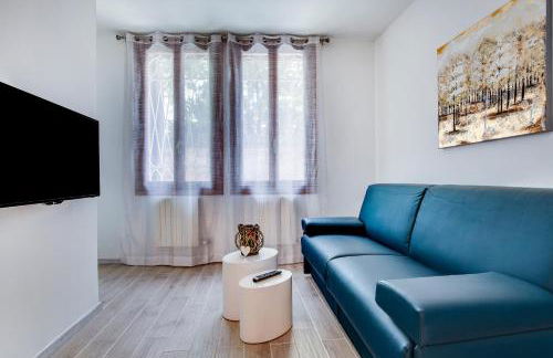 White Flowers with Canal View by Wonderful Italy - Foto 50