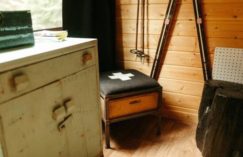 The SKI HAUS A Montana Tiny Cabin Forest Retreat - Foto 24