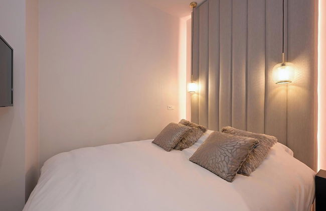 Novallure Downtown - Photo 3