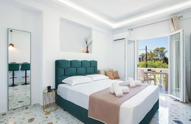 Anais Luxury Living Green - Photo 1