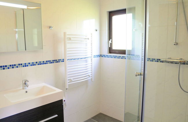 Holiday Home in Somme-leuze With Sauna - Photo 14