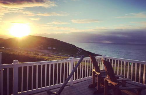 SeaView Sleeps 4to6 Pet friendly Parking - Photo 46