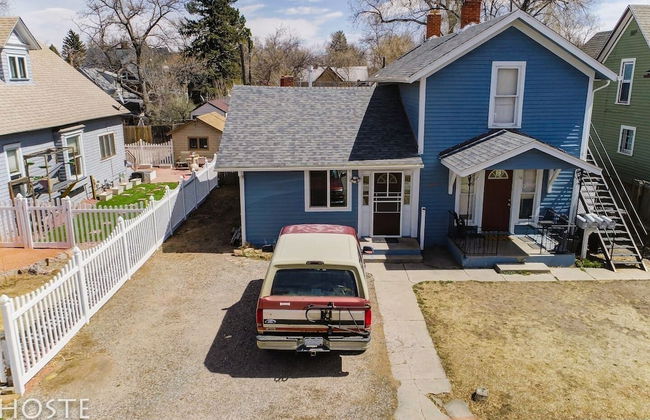 1BR Downtown Townhome King Bed, 5 Min to Shops - Photo 15