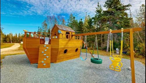 Waterfront Family & Pet Friendly Home with Hot Tub "Sandpiper Shores" - Foto 3