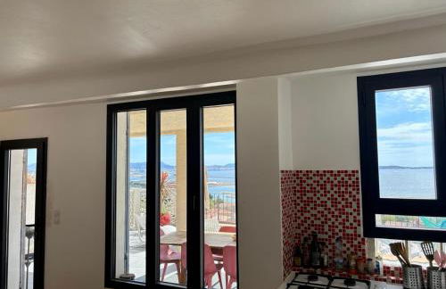 Superbe terrasse avec vue panoramique sur la mer - Foto 26