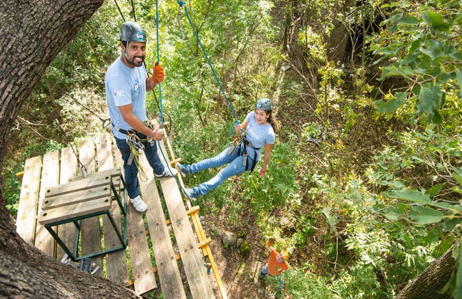 Circuito de tirolinas y rápel en la cascada Cola de Caballo - Foto 8
