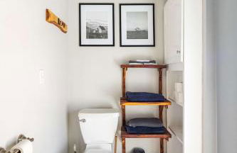 3BR Farmhouse with Views Near Hart Creek Trails - Foto 26