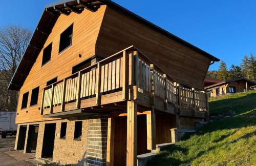 Superbe Chalet refait à neuf, idéal famille, Sportifs 2 nuits minimum - Foto 1