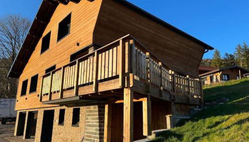 Superbe Chalet refait à neuf, idéal famille, Sportifs 2 nuits minimum - Foto 1