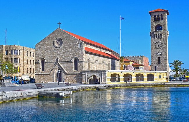 Visita guiada privada de día completo por la ciudad y tiempo libre en la playa en Grecia - Foto 1