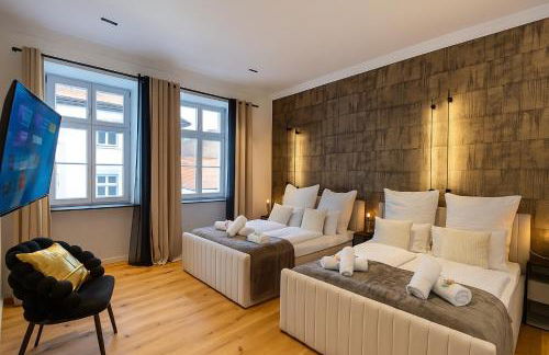 NAMASTÉ Homes - Luxus-Apartment mit Whirlpool & Garage - Foto 3