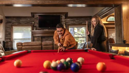 Lux Western Cabin Pool Table Ping Pong Vibes - Foto 4