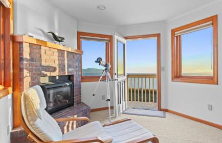 Seacliff Haven by AvantStay Waterfront Luxury Stunning Views Hot Tub Game Room - Foto 4