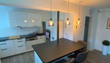 Moderne 2-Zimmer-Wohnung mit Garten - Foto 2