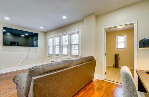 5 Mi to Dtwn Detroit Pet-Friendly Edison Home - Photo 6