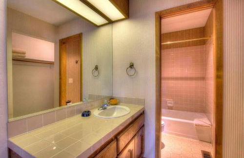 Ski Lake Lodge home - Foto 12