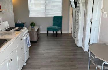 One Bedroom - Near UNM, Nob Hill and downtown - Foto 8