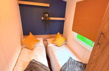 The Eden - Sleeps 8 Pet Friendly Free Wi-Fi With Patio & Hub Passes Camber Sands Cosy Spacious Modern 8 Berth Caravan - Foto 19