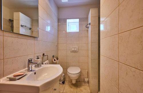 Kuća za odmor s bazenom TeriHy - Foto 22