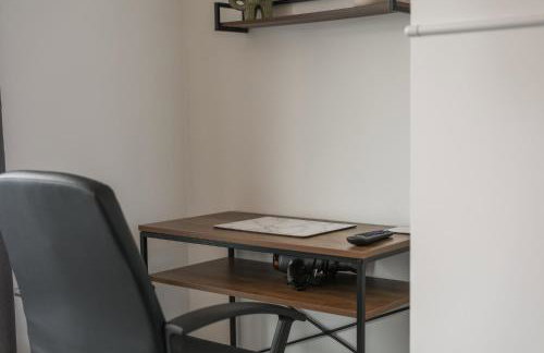 3 Bedroom House with Free Parking - Foto 34