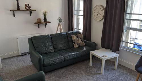 3- Bedroom modern,spacious apartment-Devon - Foto 2