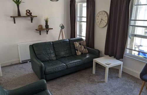 3- Bedroom modern,spacious apartment-Devon - Foto 2
