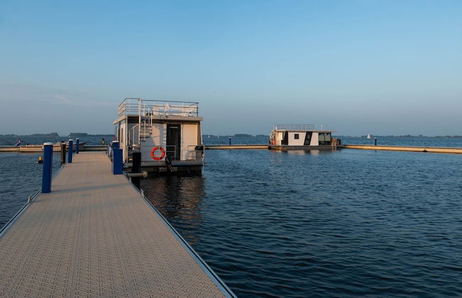 Houseboat Sneekermeer With Garden and Views - Foto 34