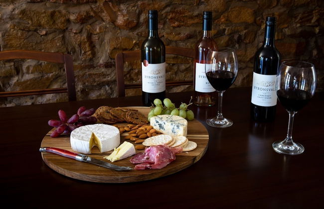 Byronsvale Vineyard and Accommodation - Foto 7