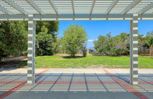 Newly Remodel Luxury Home with Hotel-Like Amenity - Foto 12