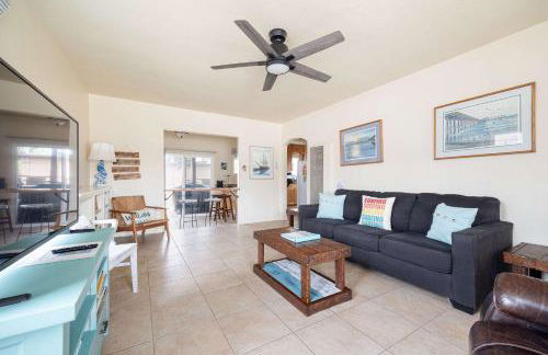 Steps to Ocean Sunset Views Beach Access & San Diego Charm - Photo 11