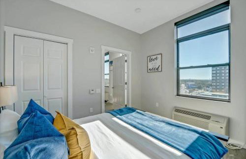 Stylish 1br Unit. Parking. Easy Ride to NYC - Photo 16