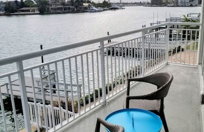 Provident Oceana Beachfront Suites - Foto 31