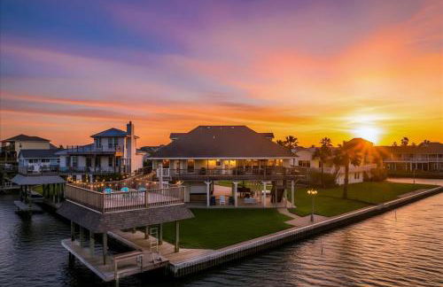 Bay Vista- NEW LISTING in Terramar Beach, 4 BR 3 BA, Boat slip home - Foto 1