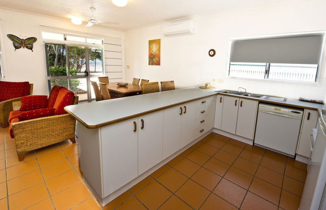 Beachcomber Unit 2 - Photo 5