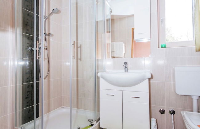 Spacious Holiday Home in Pakoštane near Sea - Foto 17