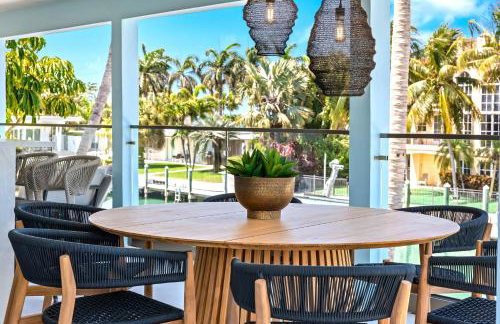 Grand Arenas - 120' Dock, HtdPool, Game Room, BBQ, Mini Golf,Baby Items - Foto 42